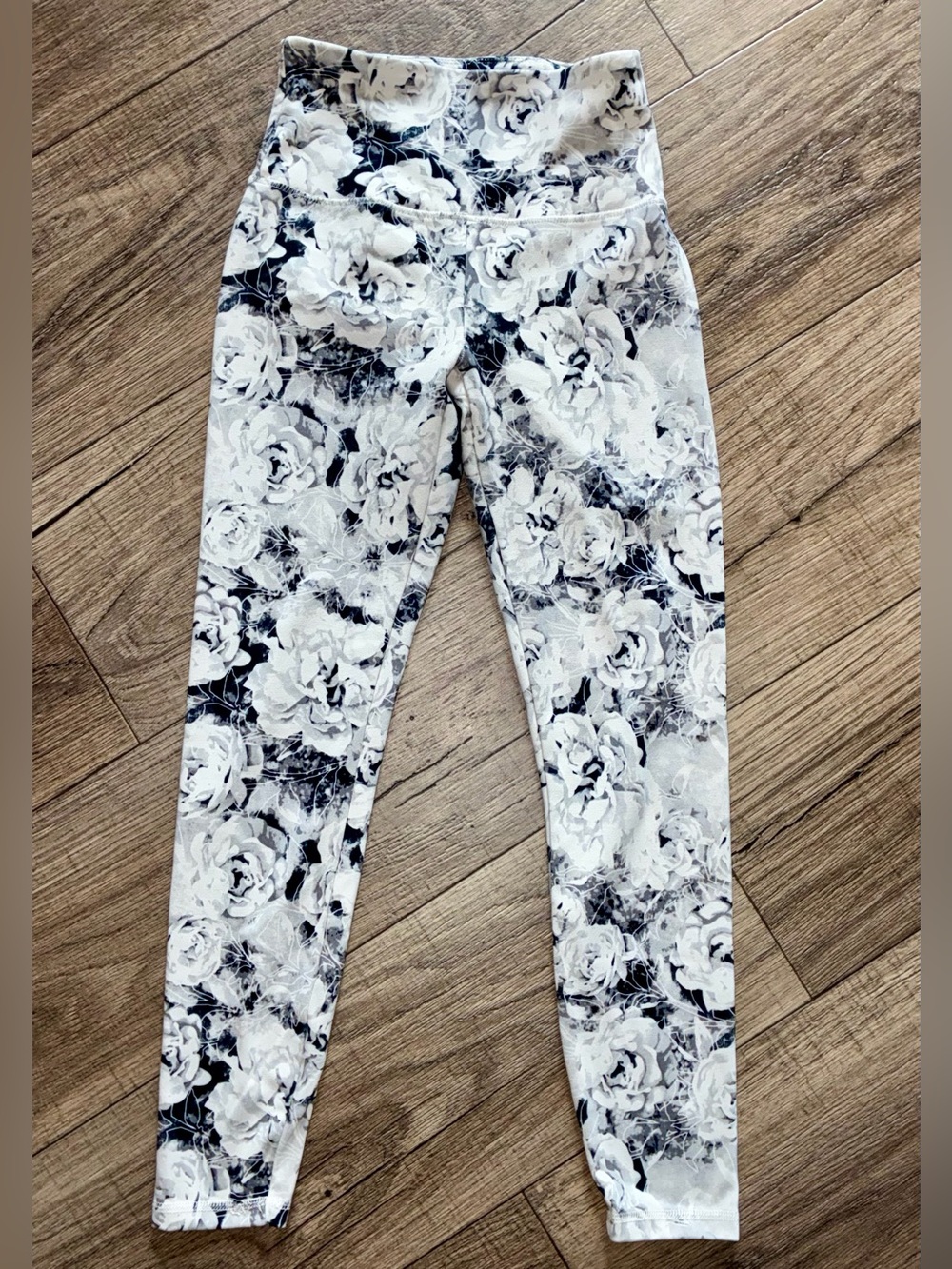 MARIKA | Balance Collection White and Black Floral Leggings